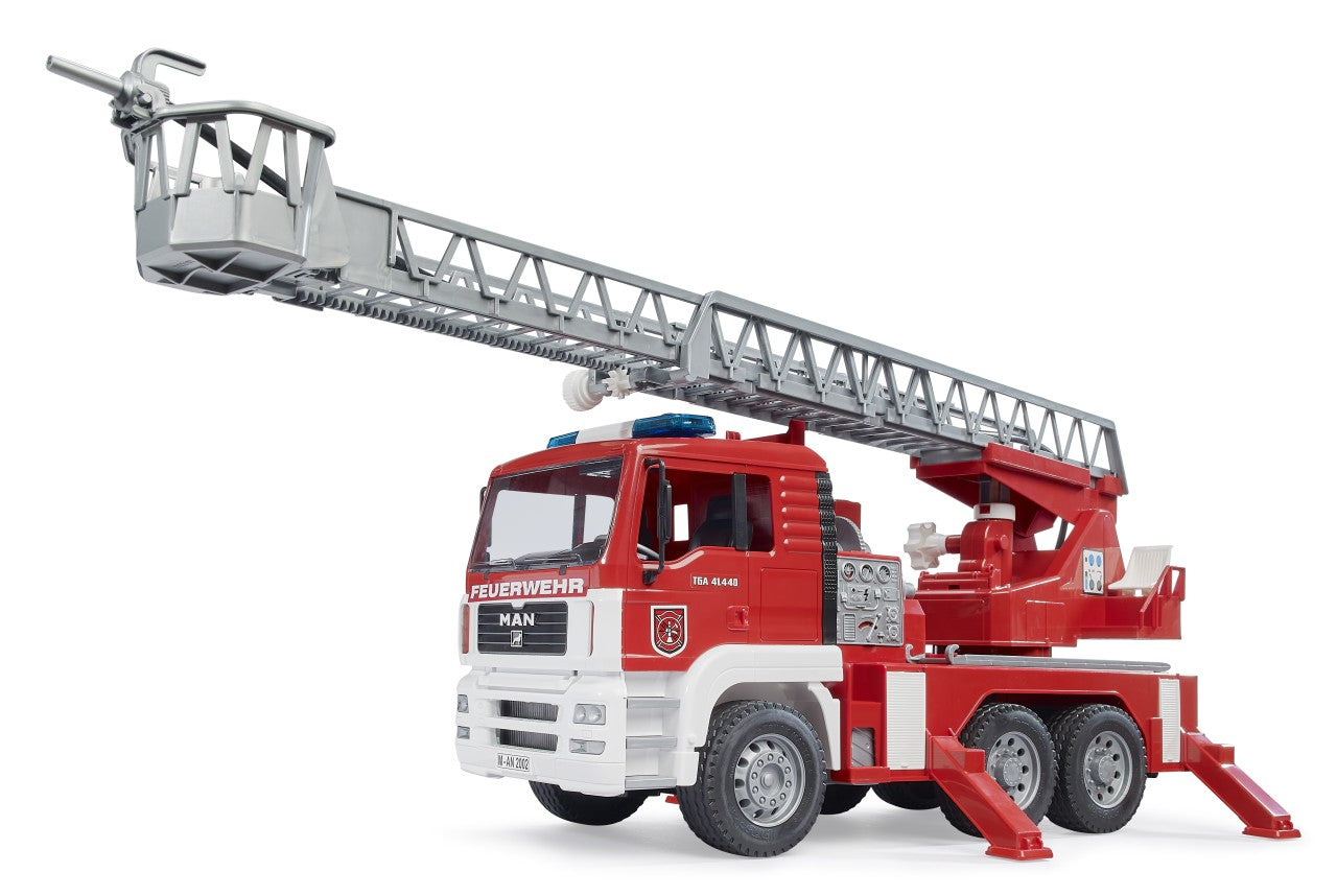 Bruder MAN TGA Fire engine with selwing ladder 02771