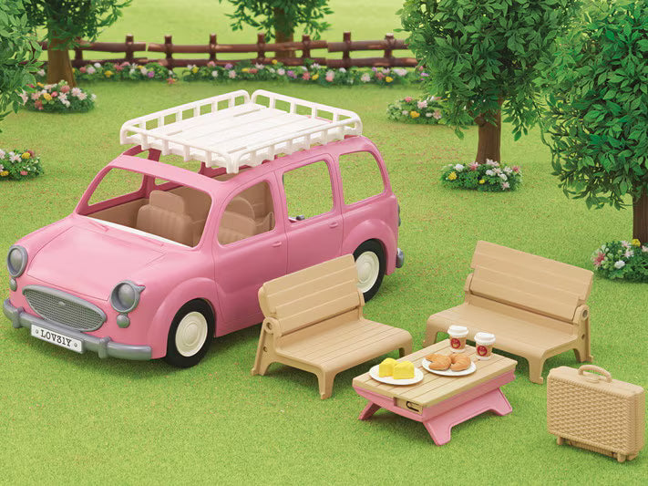 Family Picnic Van-Calico Critters