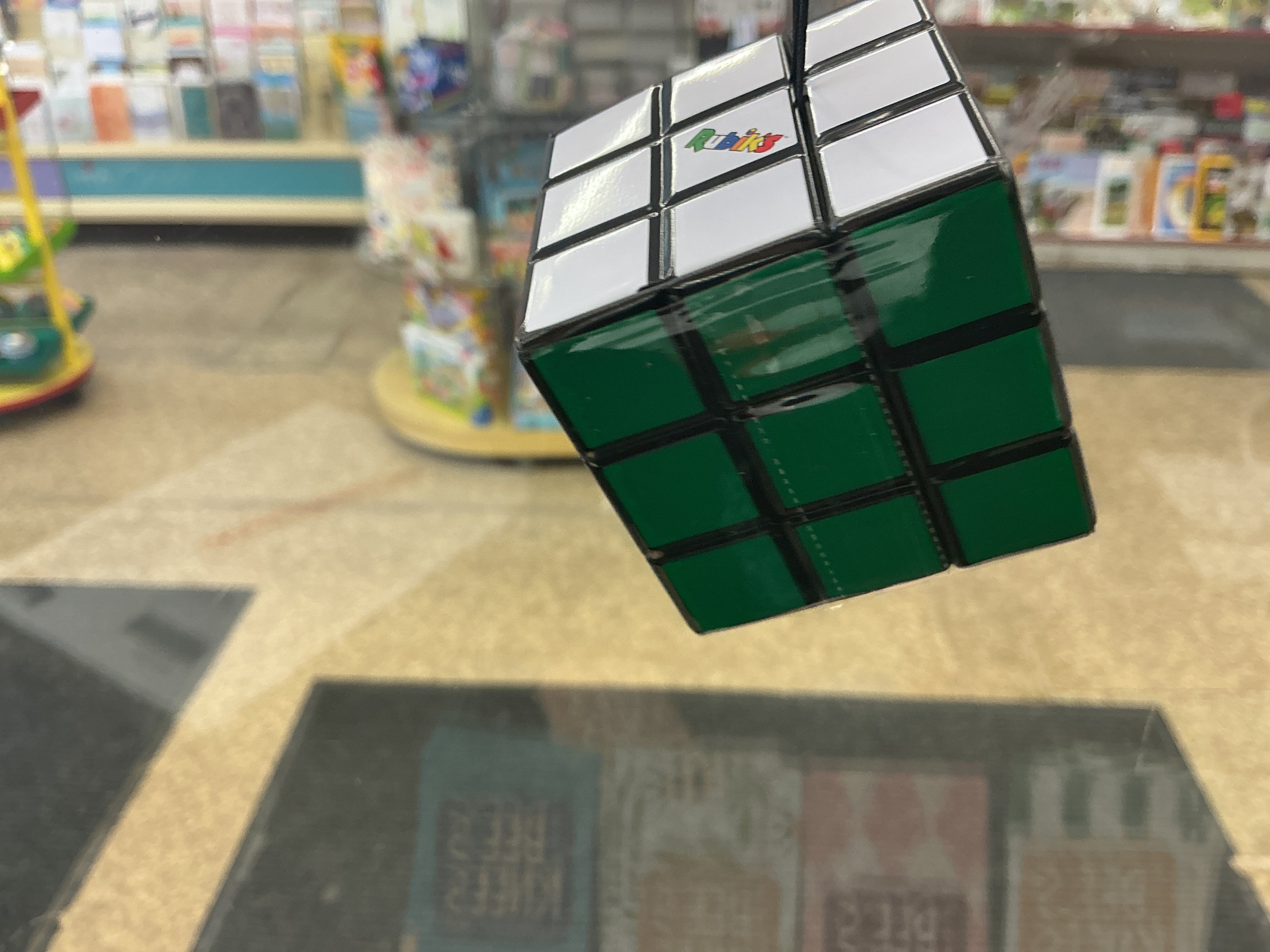 RUBIK'S CUBE - FRUIT FLAVORED SOUR CANDY TIN - CDU