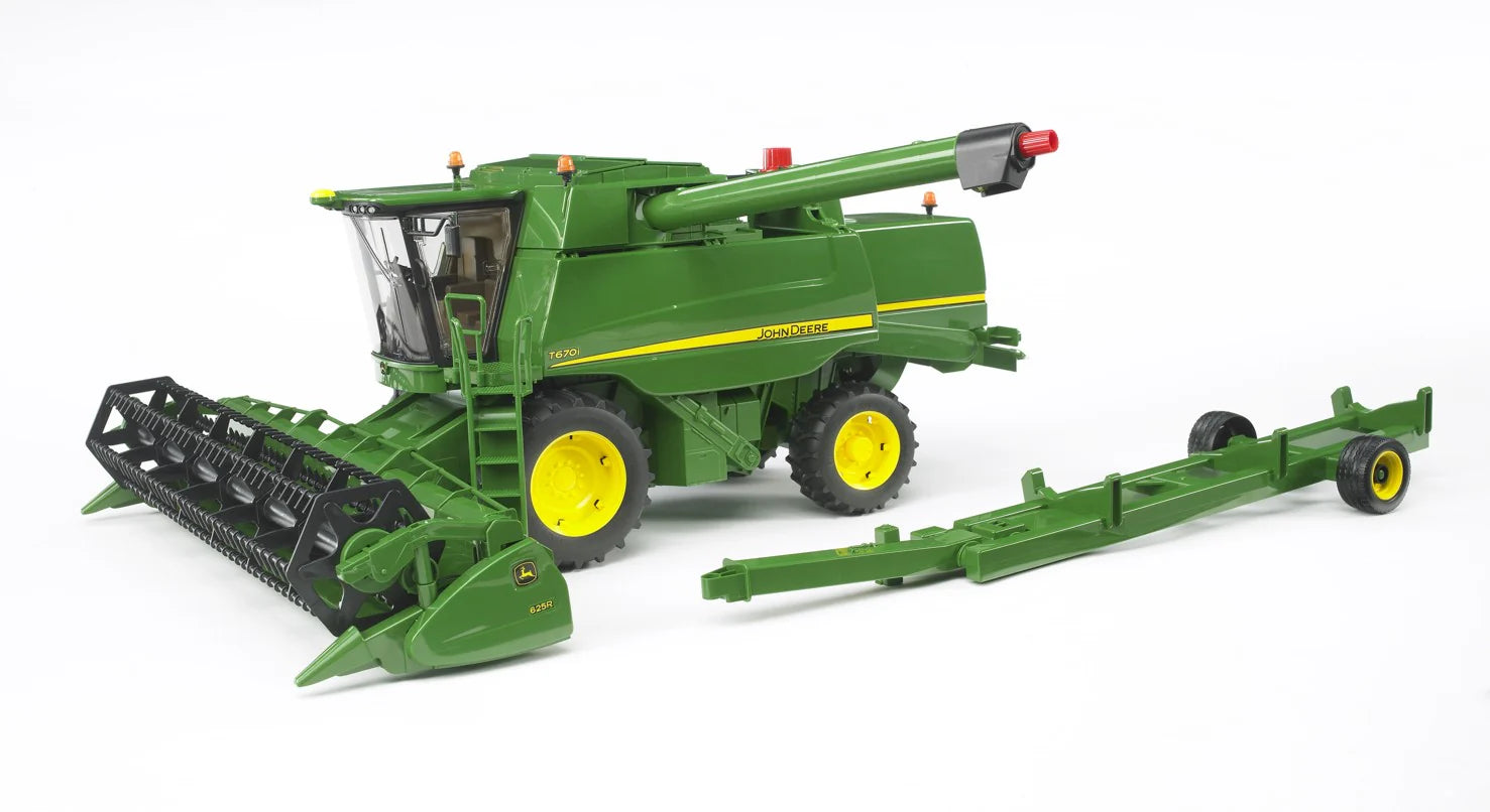 Bruder John Deere T670i Combine Harvester 09804