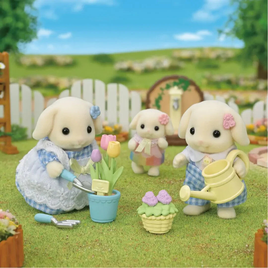 Blossom Gardening Set: Calico Critters